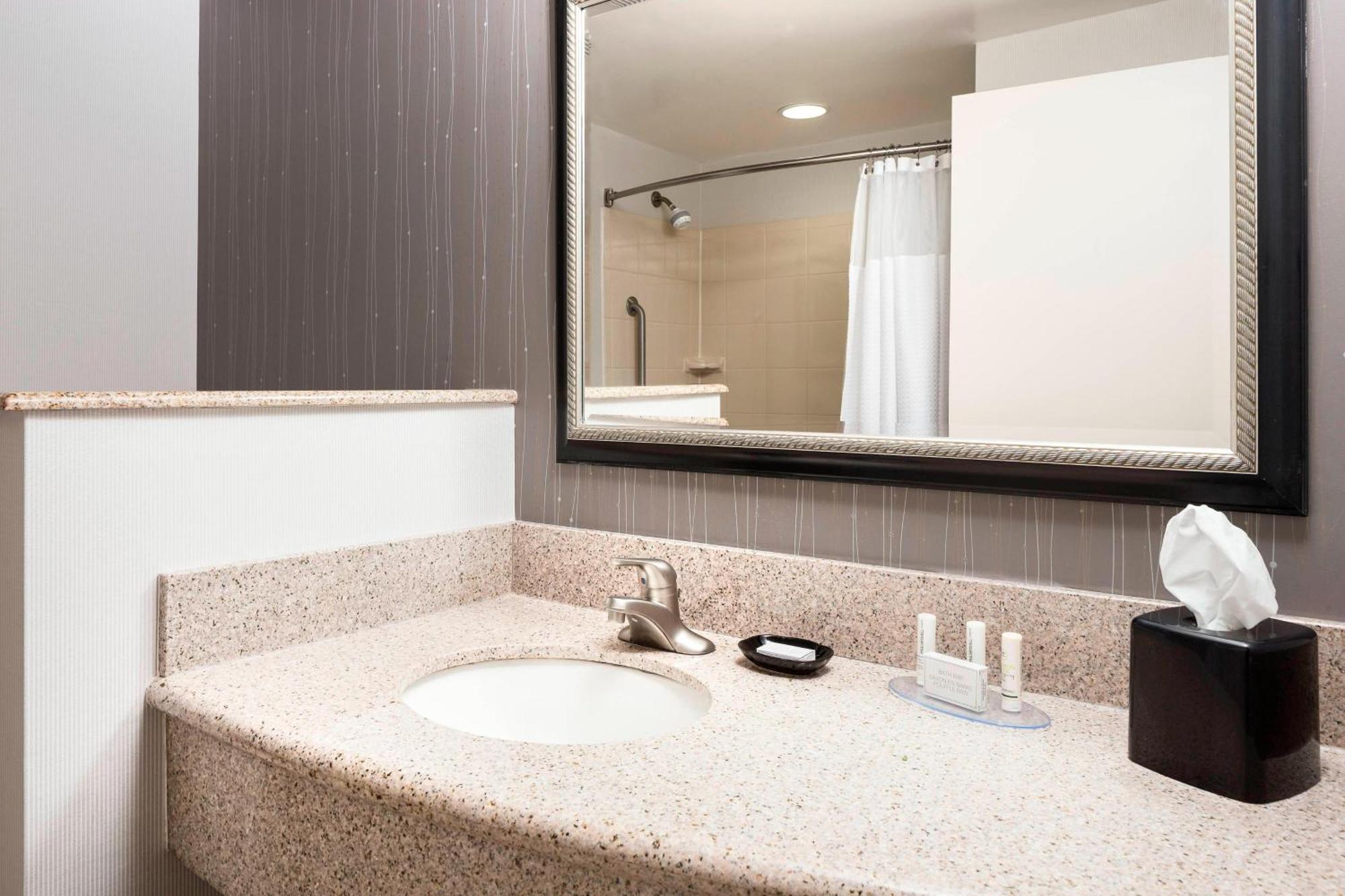 Hotel Courtyard By Marriott Columbia Extérieur photo
